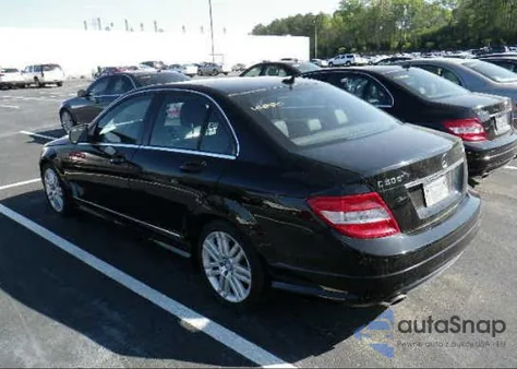 2009 Mercedes-Benz C300 4 Matic из США, поврежденный, VIN WDDGF81X69F208021